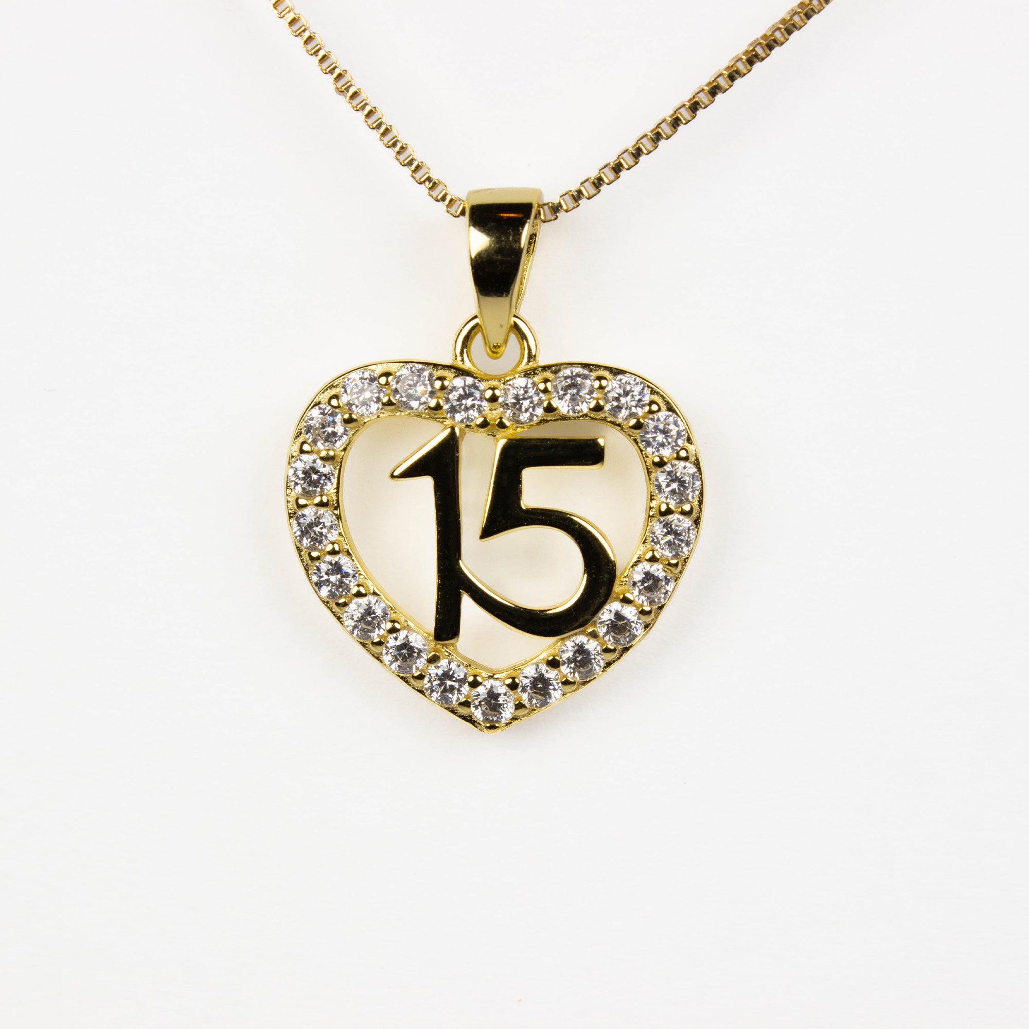 FEELMEM 15th Birthday Gift for Girl Crown Sweet 15 Anos Quinceanera  Necklace Quince Jewelry Girls Sweet 15 Birthday Jewelry Fifteenth Gift  (silver) : Amazon.ca: Clothing, Shoes & Accessories