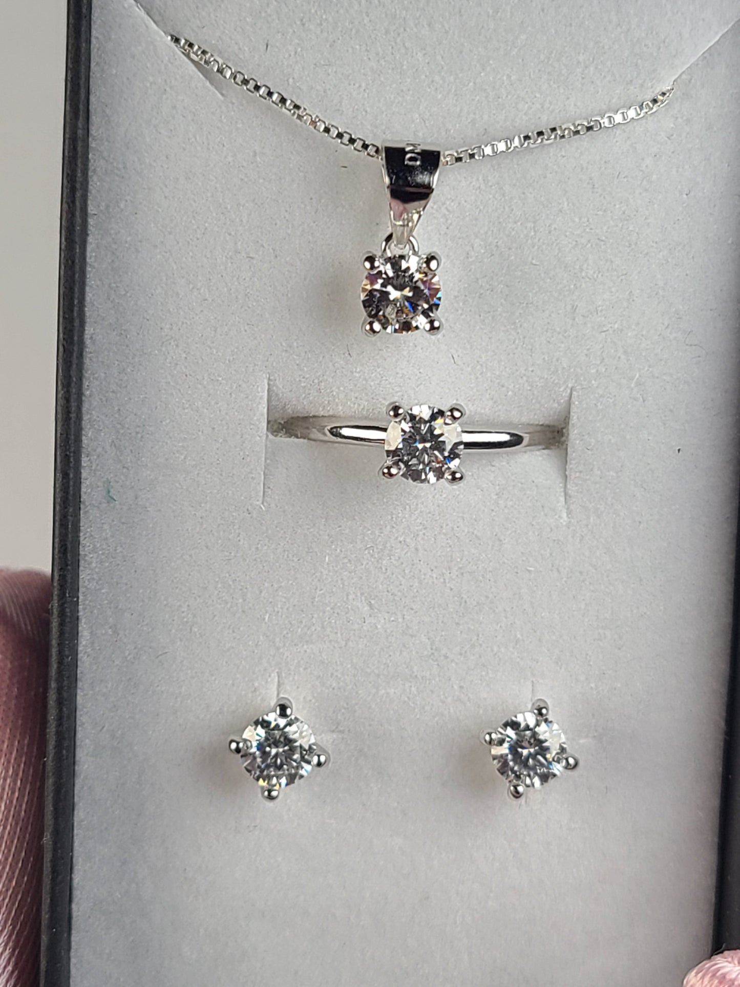 MOISSANITE 925 SOLID SILVER - 4 CARAT SET