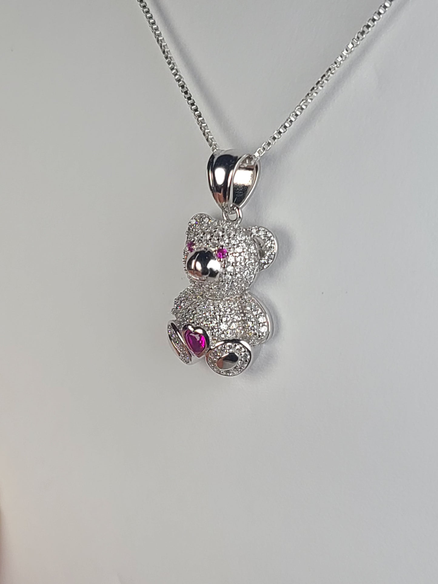 BEAR-Y CUTE NECKLACE