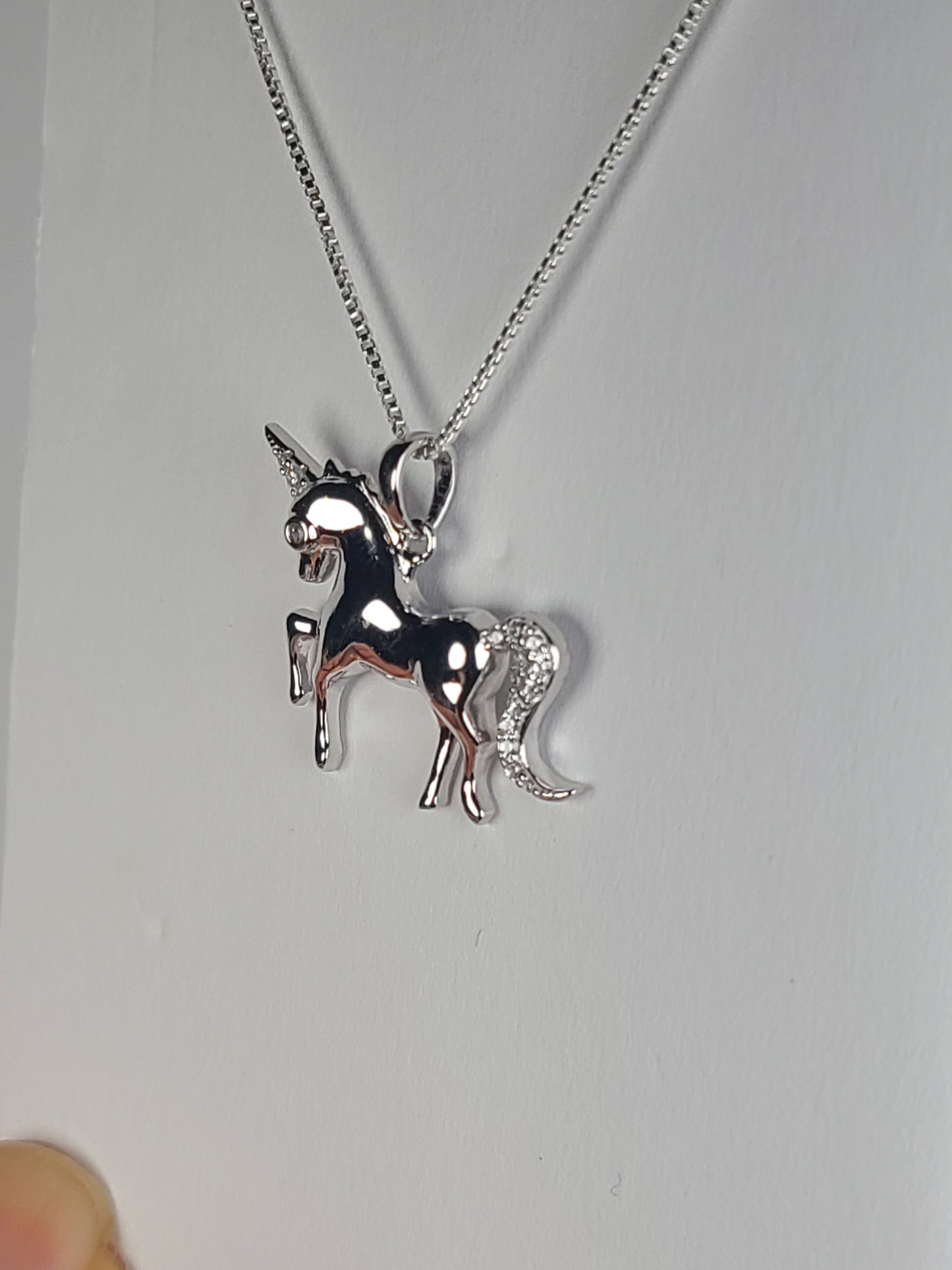 UNICORN NECKLACE