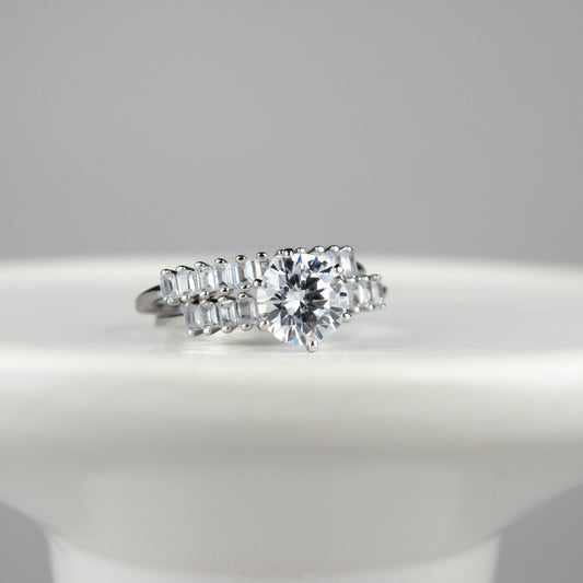 SPARKING SENSATIONS - SOLID 925 SILVER RING