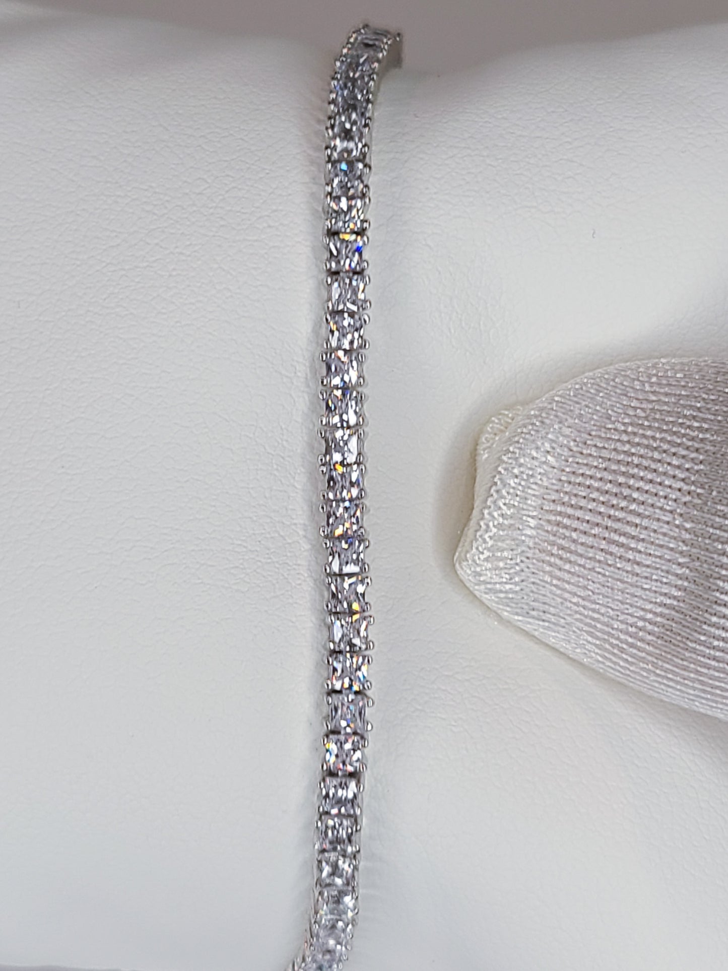 2MM DAINTY TENNIS BRACELET