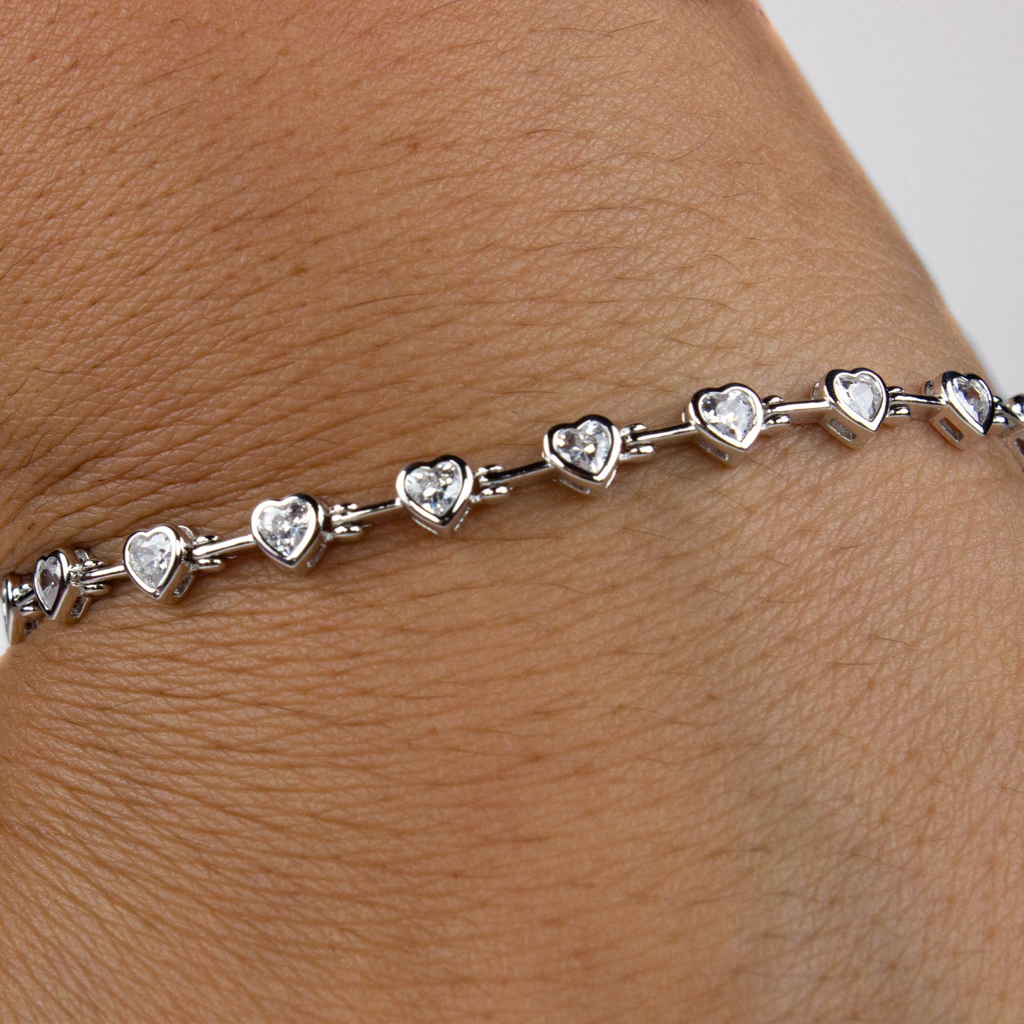 CUBIC ZIRCONIA HEARTS SILVER BRACELET - 6.5 INCHES LONG